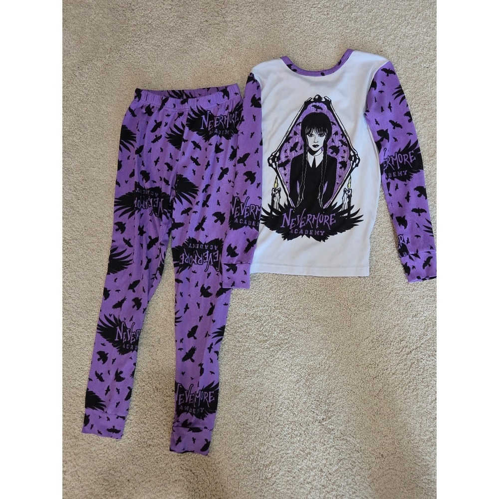 Wednesday Pajama Set Girls 10 Purple Nevermore Academy Raven Graphic Excellent